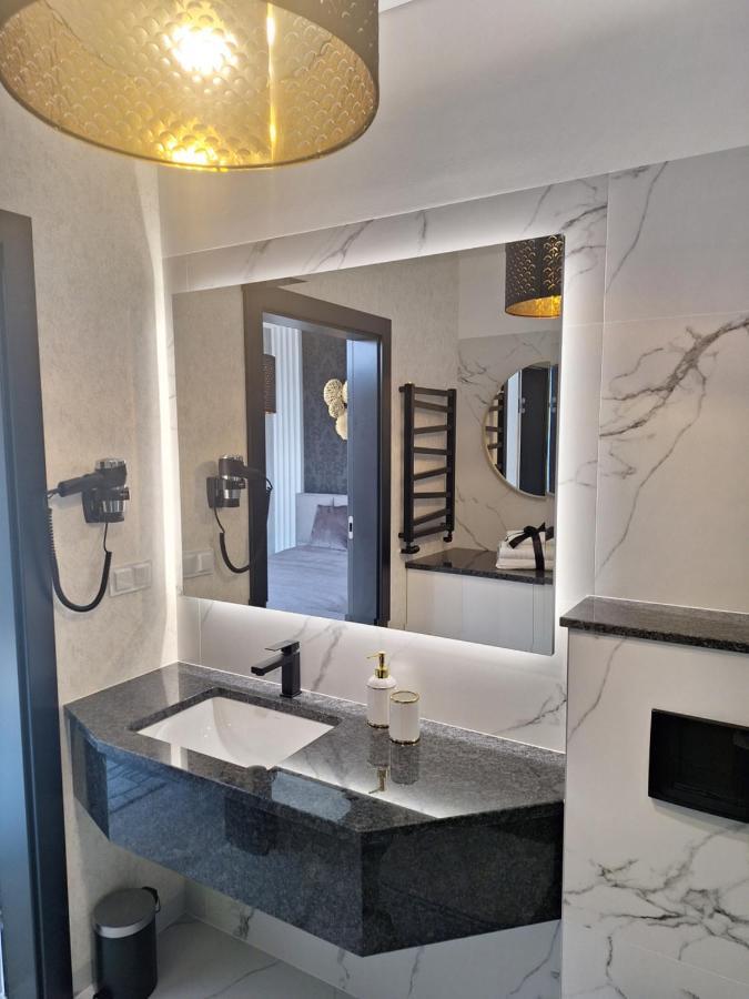 Apartport Nowoczesne Apartamenty 格丁尼亚 外观 照片